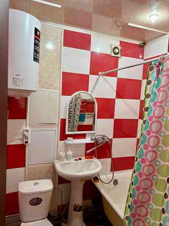 Сдам свою 1 комнатную квартиру. Донецк. Площадь Буденного Донецк