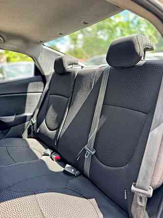 Продаю Kia Rio автомат Макеевка