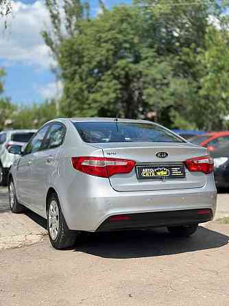 Продаю Kia Rio автомат Макеевка
