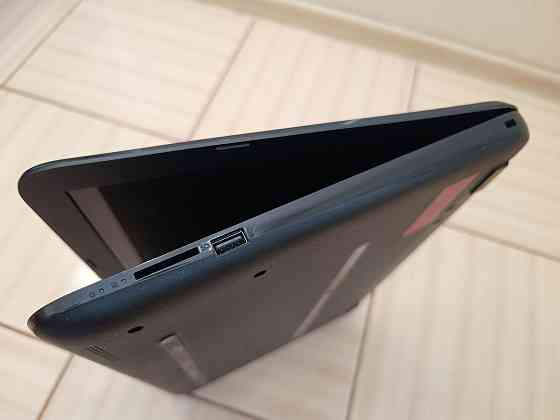 HP Pavilion 15-au020ur/15,6/Intel Pentium N3710/4 Гб DDR3/SSD 120 Гб/ 12 899 Донецк