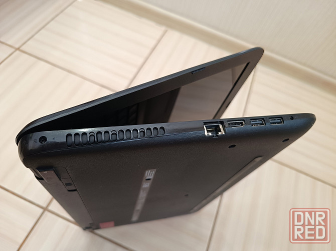 HP Pavilion 15-au020ur/15,6/Intel Pentium N3710/4 Гб DDR3/SSD 120 Гб/ 12 899 Донецк - изображение 3