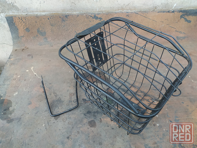 Продам детскую сидушку и корзину.За 1000 рублей. Макеевка - изображение 4