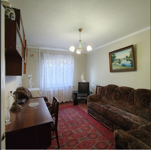 3-х ком. квартира в Кировском р-не. ул. Островского, 8 Донецк