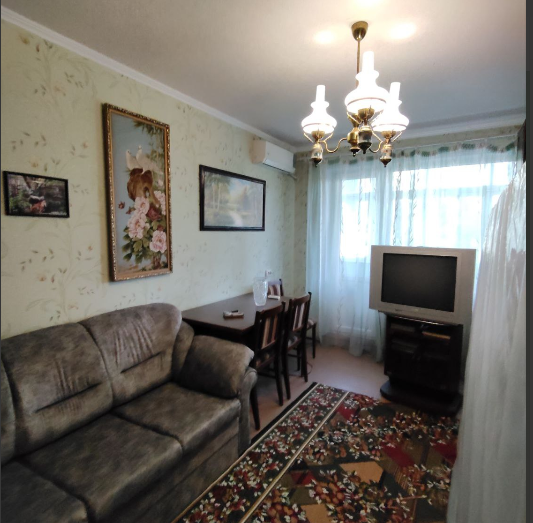 3-х ком. квартира в Кировском р-не. ул. Островского, 8 Донецк