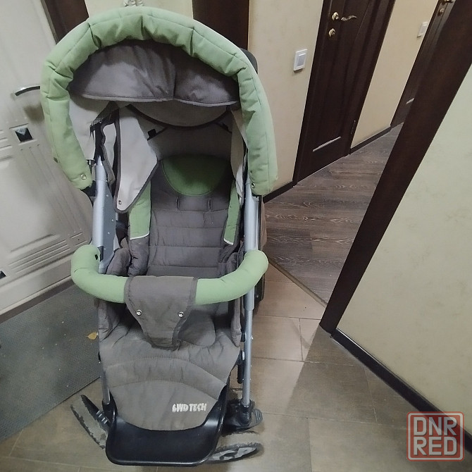 Продам коляску Chicco Буденновский р-н Донской Донецк - изображение 2