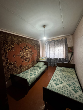 Продажа 4-комнатной квартиры в. Иловайск, улица Шевченко Иловайск