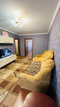 Продам 2 комнатную квартиру г. Макеевка, пгт Ханженково (ориентир автостанция) Макеевка