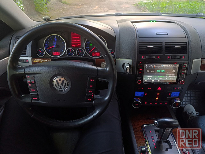 Продам Volkswagen Touareg Торез - изображение 8