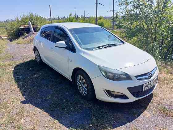 Opel astra j,2013,1,6 мех Дебальцево