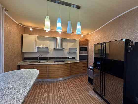 Elite Class-Новострой в Центре Донецка-Паркинг, закрытая территория 25 лет Ркка 16.Вода Идет 24 часа Донецк