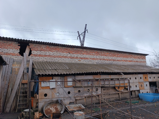 Продается дом с мастерской под изготовление мебели, г.Макеевка, пос.Свердлова, ул.Кирова Макеевка