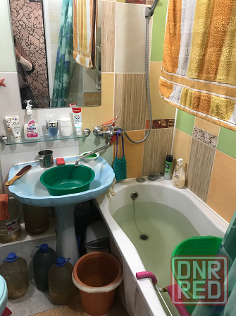 Продам Бирюзова 3/5 в хорошем состоянии с мебелью и техникой,кухня большая Донецк - изображение 8
