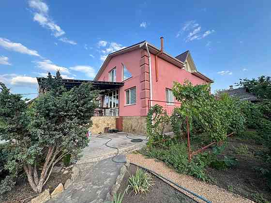 Продам жилой дом в 2-х уровнях, 229 м.кв., 10 соток - Макеевка, ул. Малиновского Макеевка