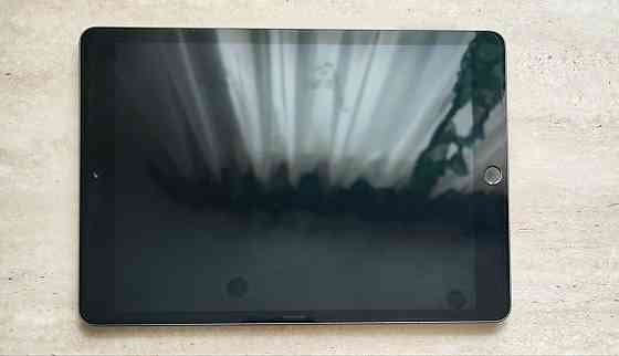 Продам iPad 8 Донецк