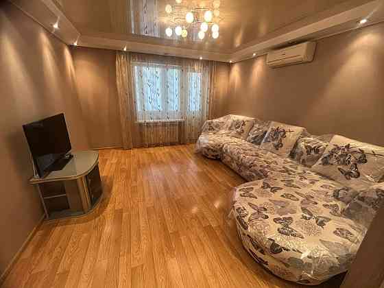 Продам 3 комнатную квартиру по ул. Островского в Кировском районе Донецка. (+гараж) Донецк