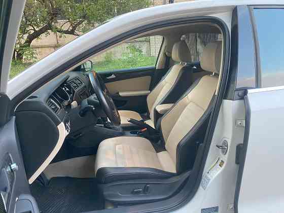 Volkswagen Jetta 6 2.5 Автомат Донецк