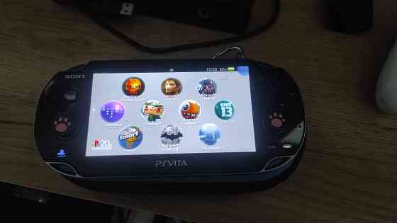 Продам Playstation Vita (PS Vita) прошитая Шахтерск