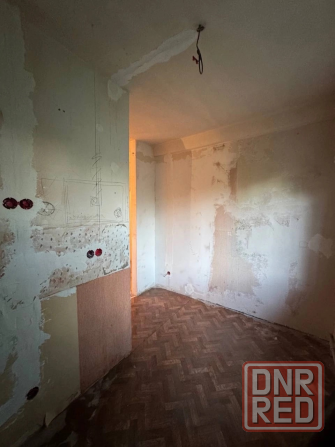 Продажа 3 комн. квартиры, кв-л Комсомольский Макеевка - изображение 5