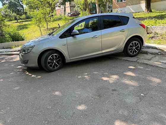 Продам Opel Astra j 1.4 Макеевка