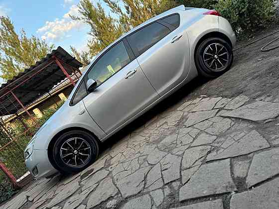 Продам Opel Astra j 1.4 Макеевка