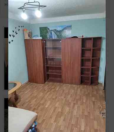 Продаётся 2ком кв б Школьный Донецк