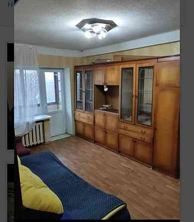 Продаётся 2ком кв б Школьный Донецк