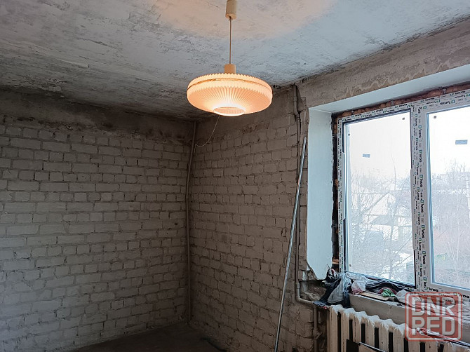 Цена снижена !!! Срочно продам 3х. комн. Ленинский , фабрика Конти ,3/5 Донецк - изображение 1