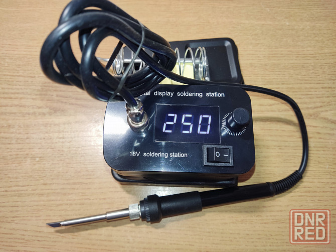 Аккумуляторная паяльная станция 60W под жала Т12 и батареи Makita Донецк - изображение 3