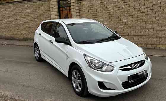 HYUNDAI SOLARIS Донецк
