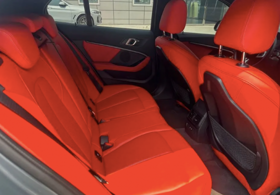 BMW 1 Series (F40) 120i M 2.0 Донецк