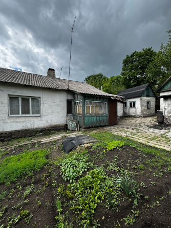 Продажа квартиры на земле в г. Макеевка, Советский р-н, пгт. Красный Октябрь Макеевка