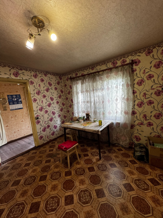 Продажа квартиры на земле в г. Макеевка, Советский р-н, пгт. Красный Октябрь Макеевка
