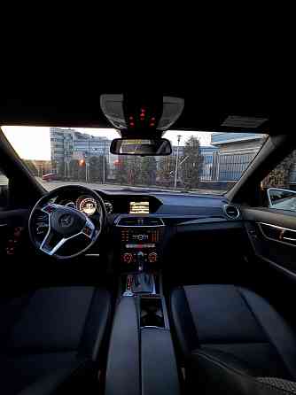 MERCEDES-BENZ C180 Донецк