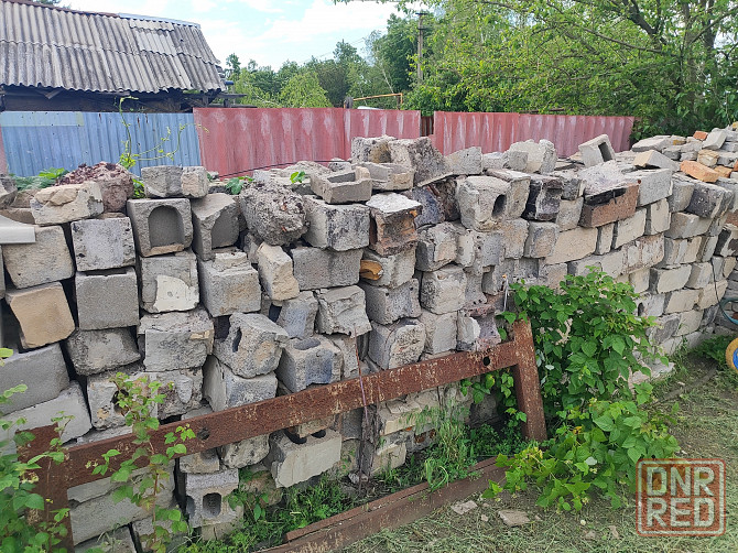 Шлакоблок бу и новый Донецк - изображение 1