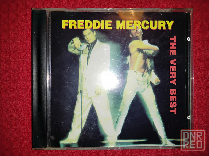 Freddie Mercury , the very best , cd-диск . Макеевка - изображение 4