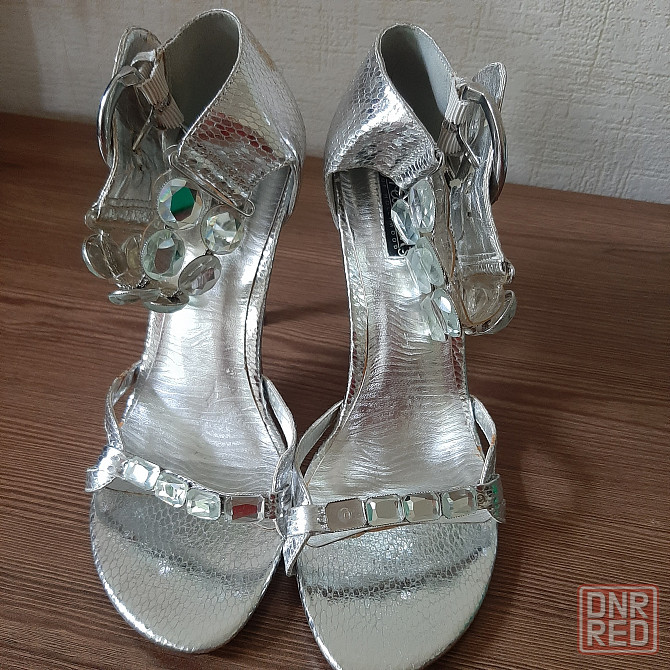 Продам босоножки Fredericks Донецк - изображение 1