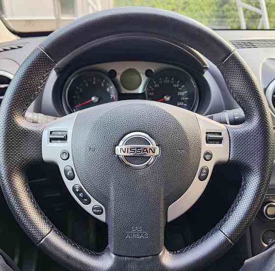 Nissan Qashqai 2.0 Автомат Донецк