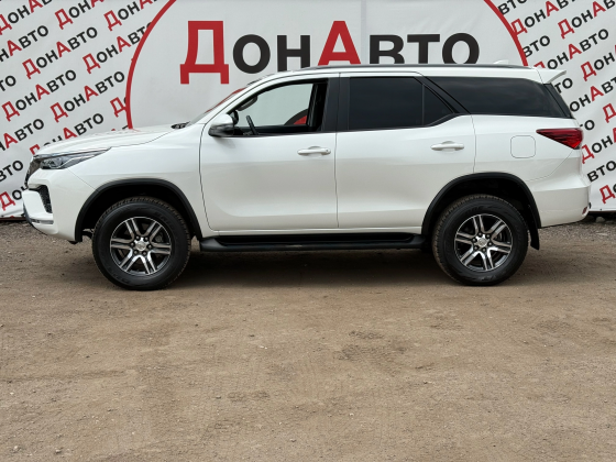 Продам Toyota Донецк