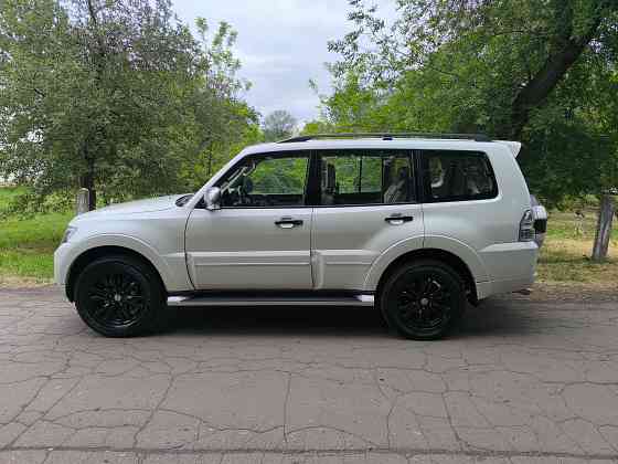 Продам Mitsubishi Pajero 2019 Донецк