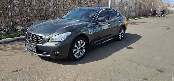 Infiniti M25 Донецк
