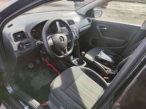 Volkswagen Polo 1.6 2015 рест Донецк