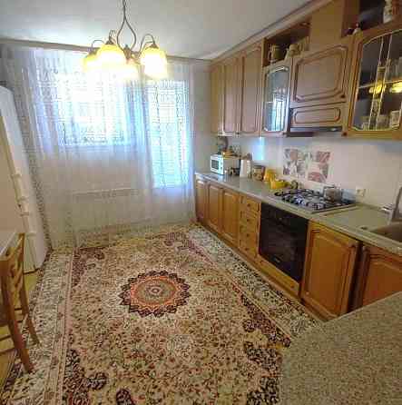 Продам Отличную 3 к кв пл.Ленина 90 кв.м Постышева Донецк
