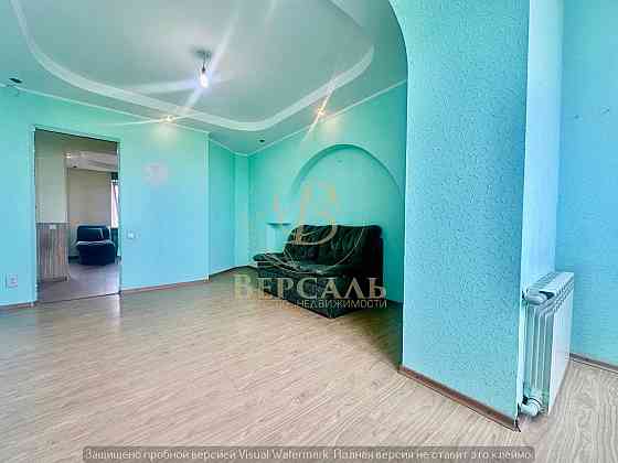 продам 3х ком студию 86м2 с мебелью и техникой. цветочный Донецк