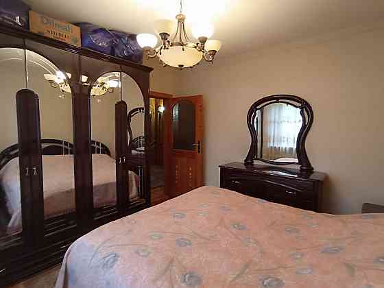 Срочно продам 3 комн. кв. Обл.Гаи пр. Дзержинского Донецк