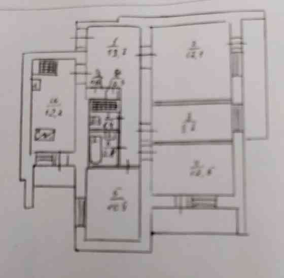 Продам 4- ком кв-ру 88 м кв. на ул.Артема ор-р Детский мир Донецк