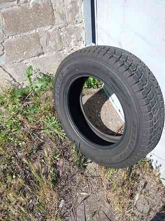 Продам зимнюю резину Donlop Grandtrek SJ8 225/65 R17 101QDonlop Grandtrek SJ8 225/65 R17 101Q Донецк