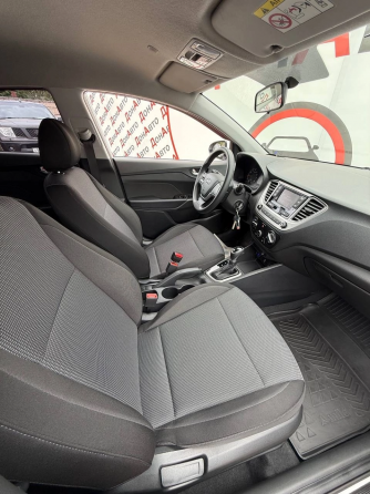 Продам Hyundai Solaris Донецк