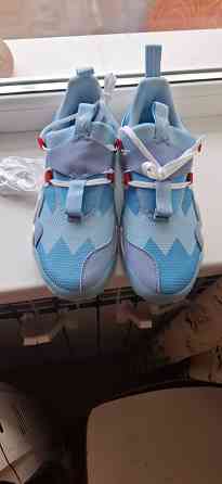 кроссовки Adidas Донецк
