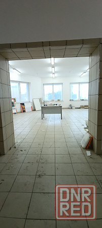 Сдам в аренду склад 400 м2 в Калининском р-не. Ремонт. Кабинет. Подъёмник. Рампа. Донецк - изображение 1