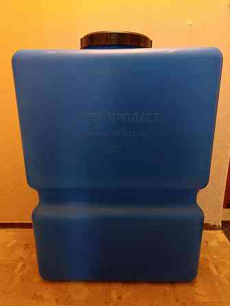 Продаю пластиковый бак 300 л Донецк